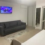 Suzana Garden 维纳斯