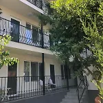 Suzana Garden 招待所