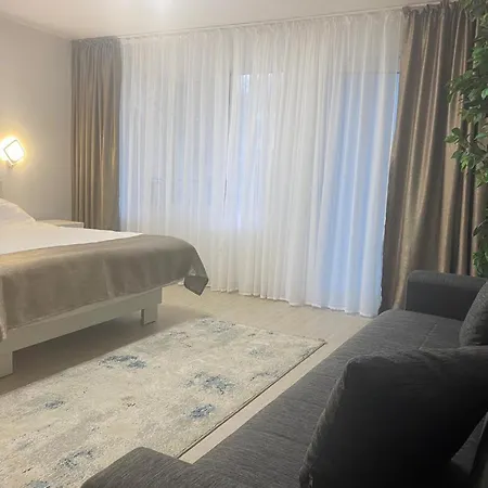 Pensión Suzana Garden Venus