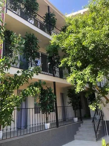 Suzana Garden Guest house 4*