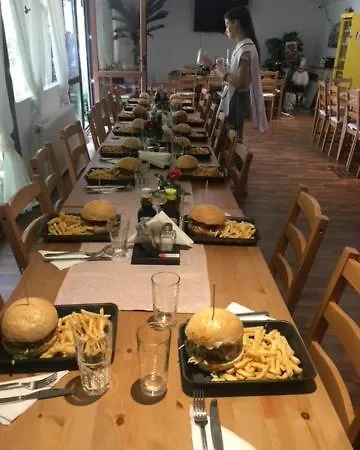 Pensión Suzana Garden