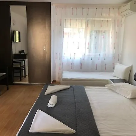 Suzana Garden