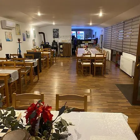 Suzana Garden Pensiune 4*