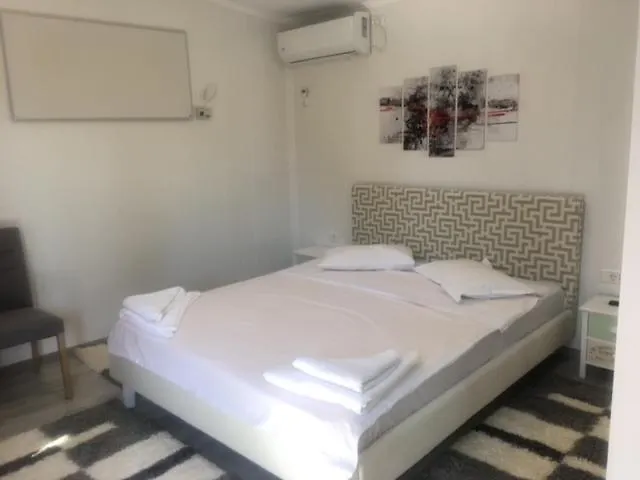 Гостевой дом Suzana Garden 4*