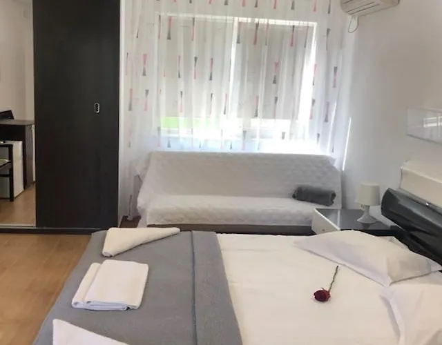 Suzana Garden Венус